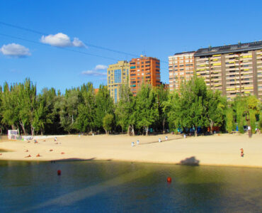 Valladolid tiene playa y está cerca del Hotel Olid