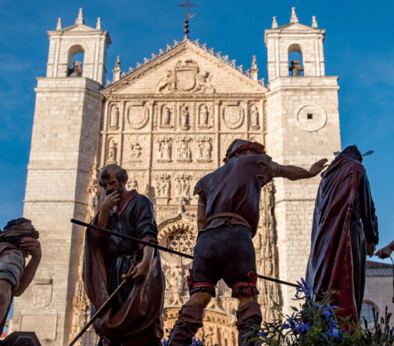 Descubre la Semana Santa de Valladolid desde el Hotel Olid